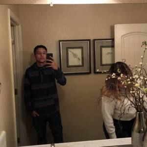 Meet your Posher, Moises